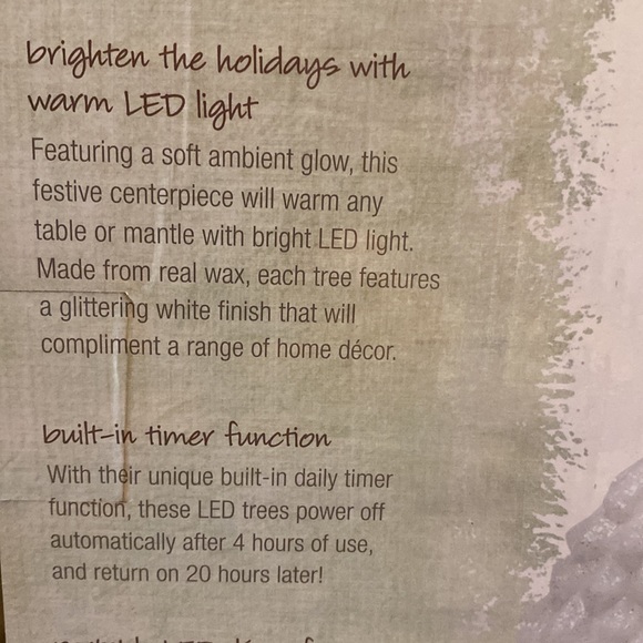 3pc Christmas Tree w/ built in 4 hr. Timer  LED light - Picture 6 of 7